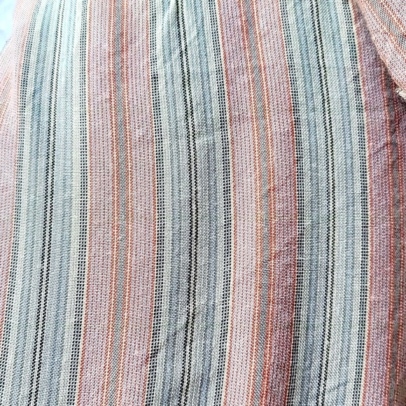 O'Neil cropped button down - Picture 2 of 2